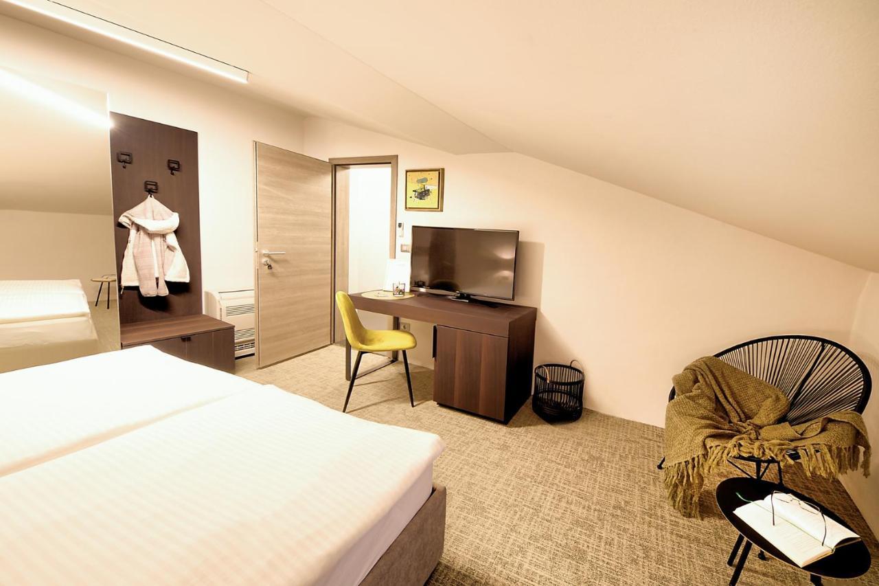 Aldila Art Rooms, Apartment And Vacation House Smartno Exteriér fotografie